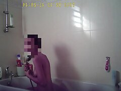 Cô gái dâm đãng bị phim xex cổ trang kích thích bởi bàn tay của nhân viên mát-xa